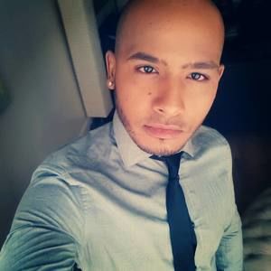 Meet your Posher, Julio